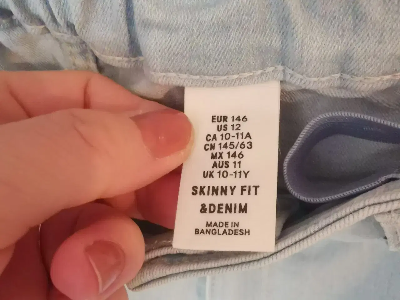 Billede 2 - Cowboybukser/jeans str 146 (10-11 år)