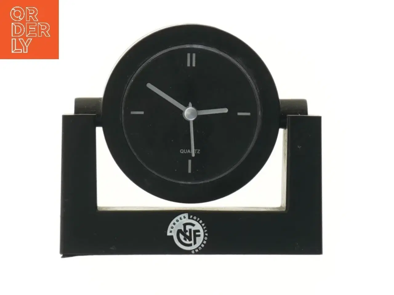 Billede 1 - Sort bordklokke med NFF logo fra Norges Fotballforbund (str. 13x12 cm)