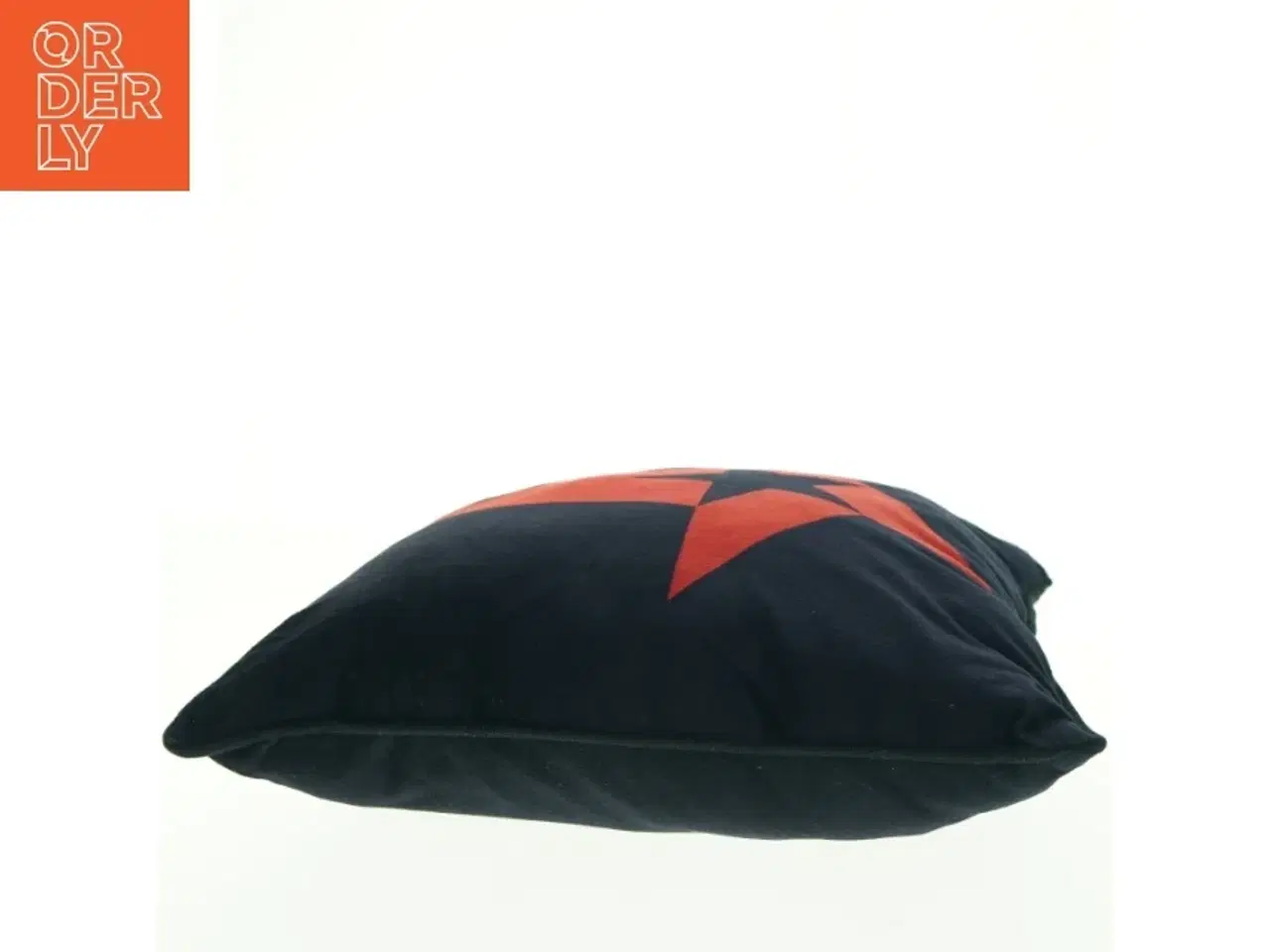 Billede 4 - Astralis Pude fra Astralis (str. 38 x 38 cm)