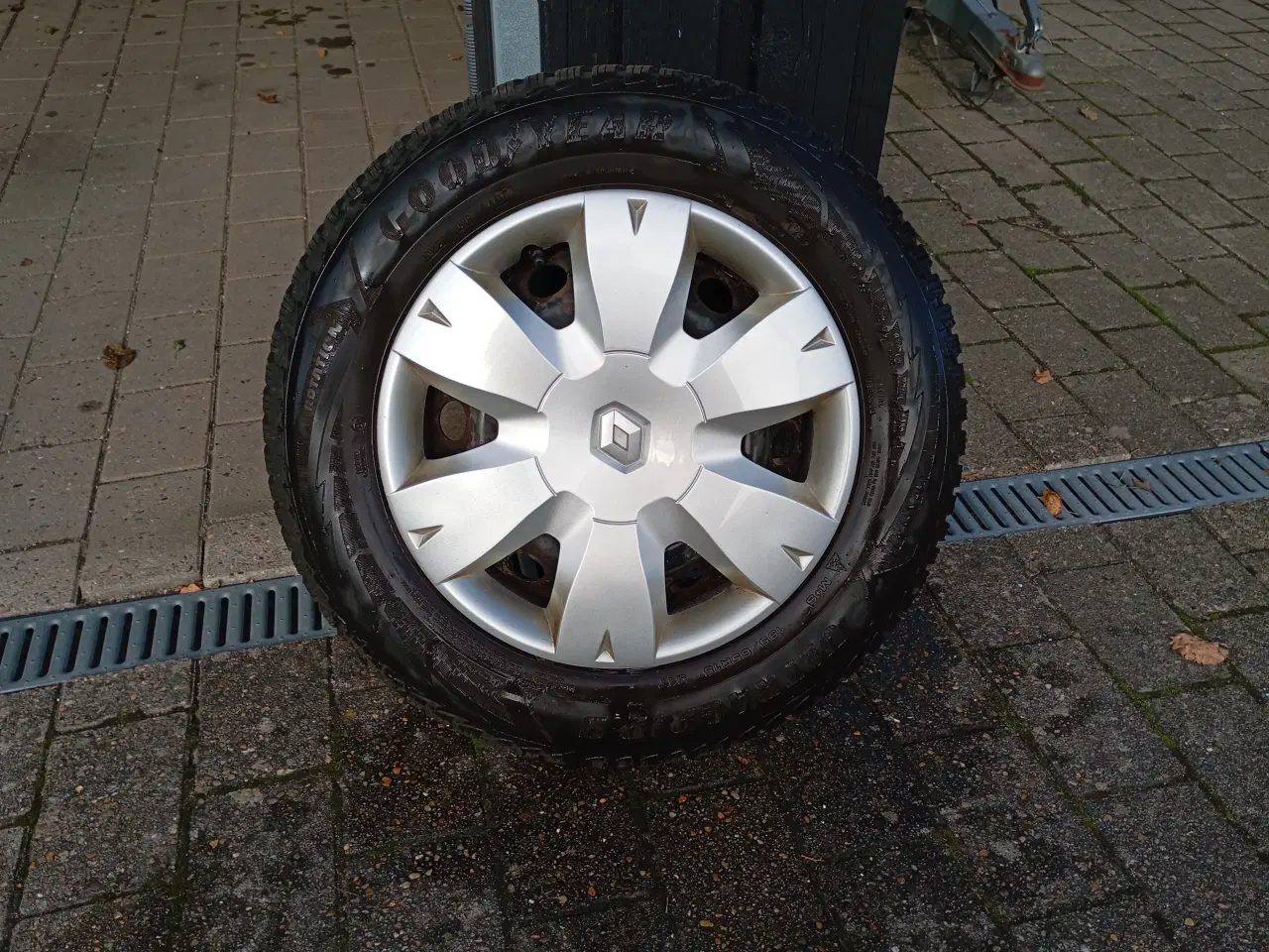Billede 1 - Renault Vinterdæk på stålfælge