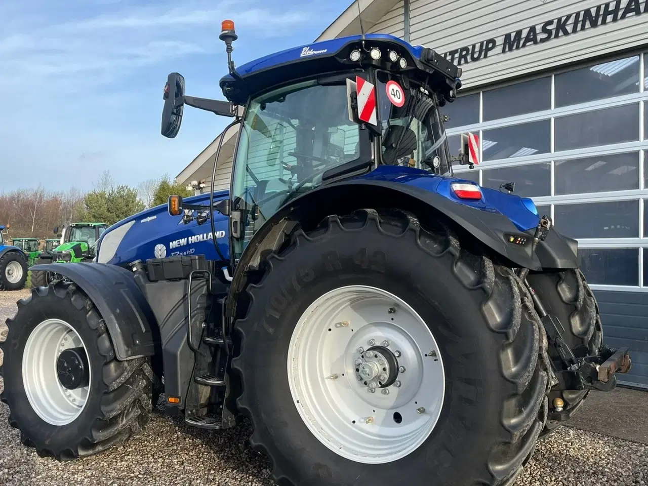 Billede 3 - New Holland T7.315 HD New Gen BluePower med frontlift og frontPTO