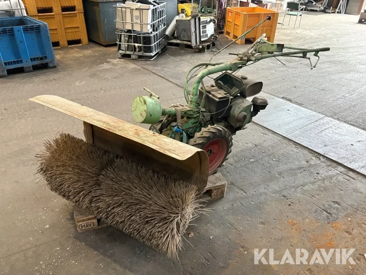 Billede 1 - Fejemaskine JRUS U1200