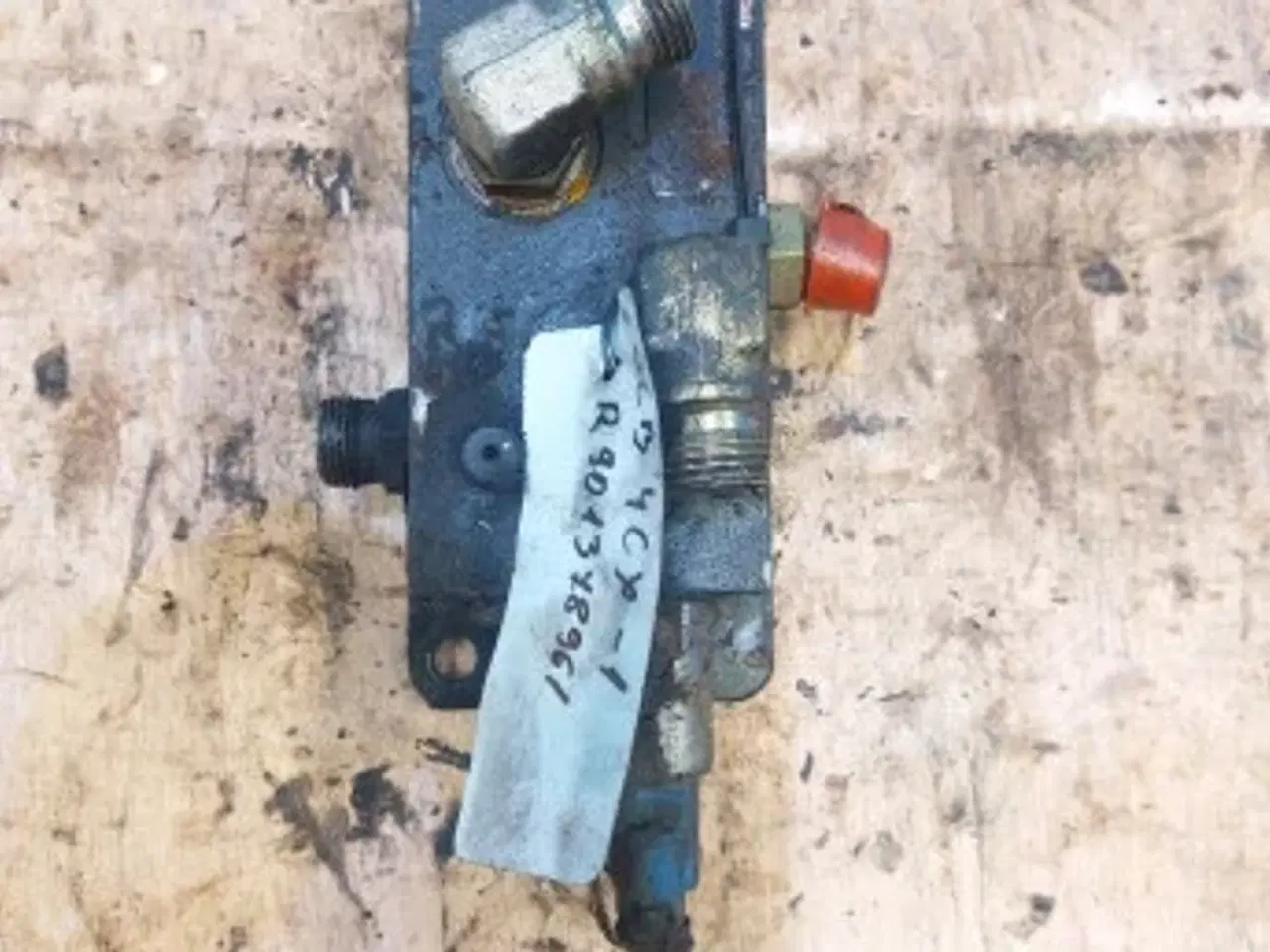 Billede 8 - JCB 4CX Ventilblok R901378961