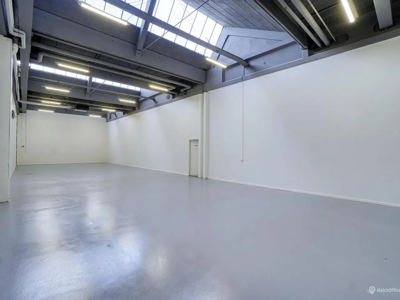 Billede 4 - Flot og lyst lagerlejemål med en god beliggenhed centralt i Søborg.