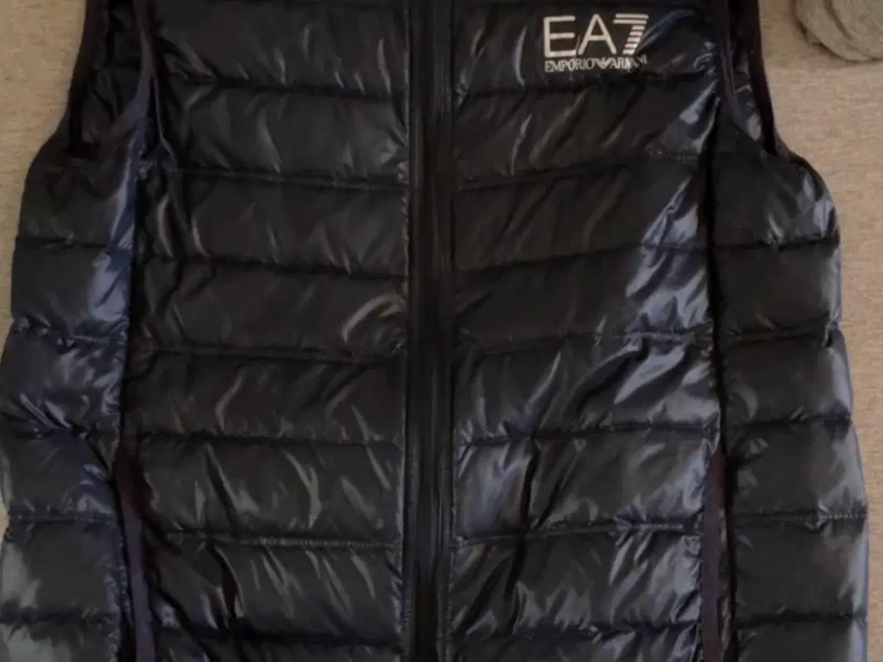 Billede 1 - EA7 vest
