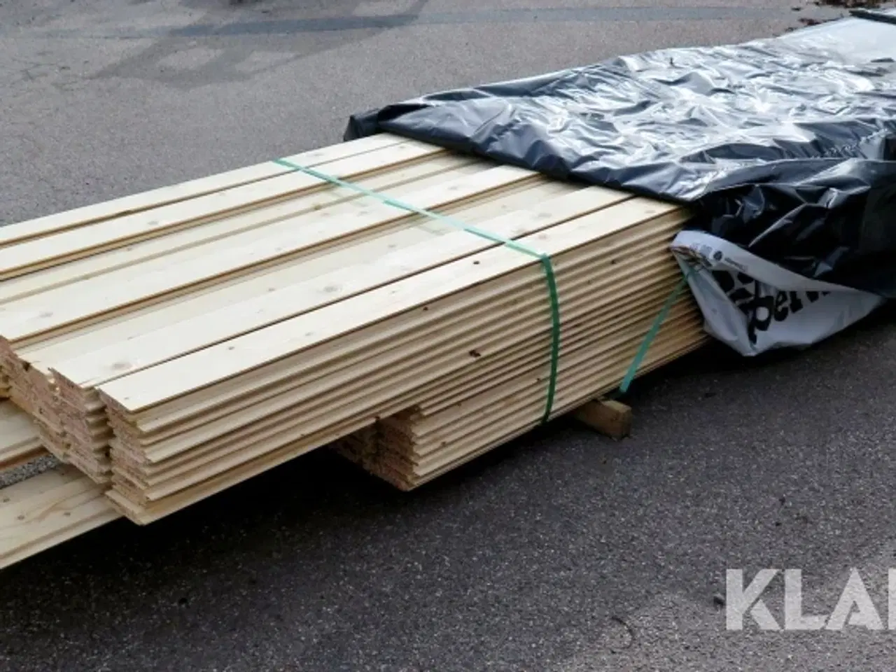 Billede 1 - 65 m2 Superwood facadebeklædning SW18 - 2. sort.