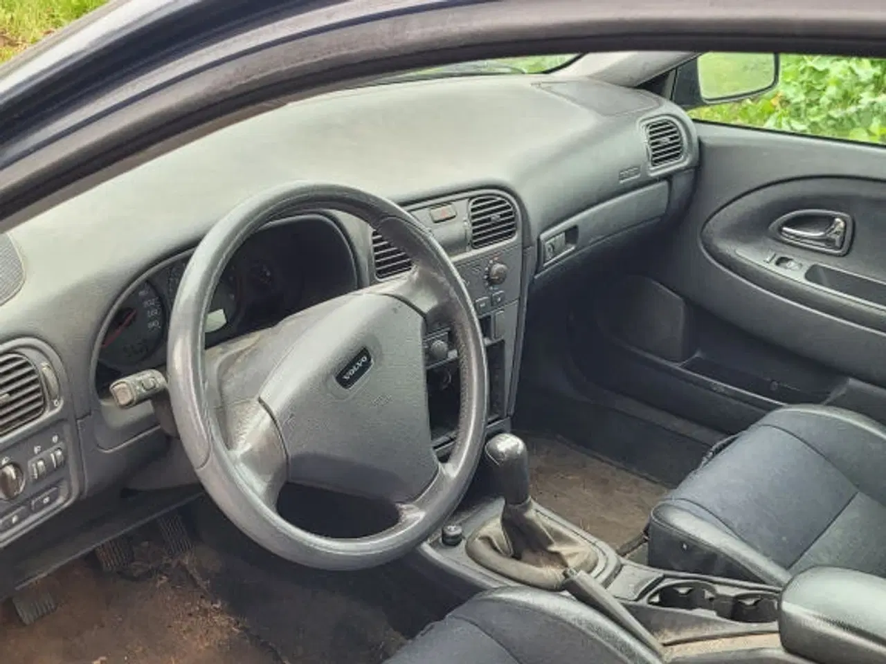 Billede 5 - Volvo V40 1.8i benzin'er stationcar med plader