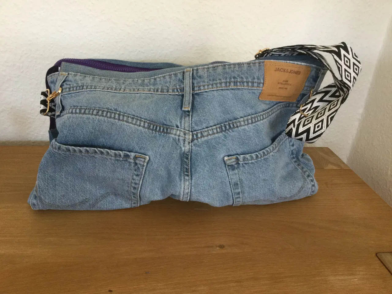 Billede 2 - Taske af jeans
