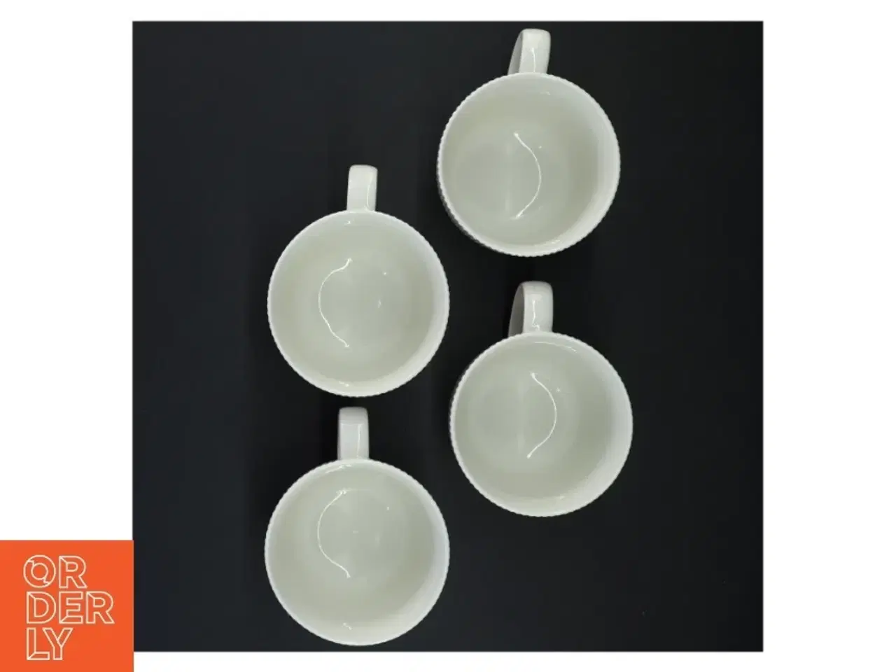 Billede 2 - Hvide kaffekopper med rillet design fra IKEA (str. 9 x 11,5 x 9 cm)