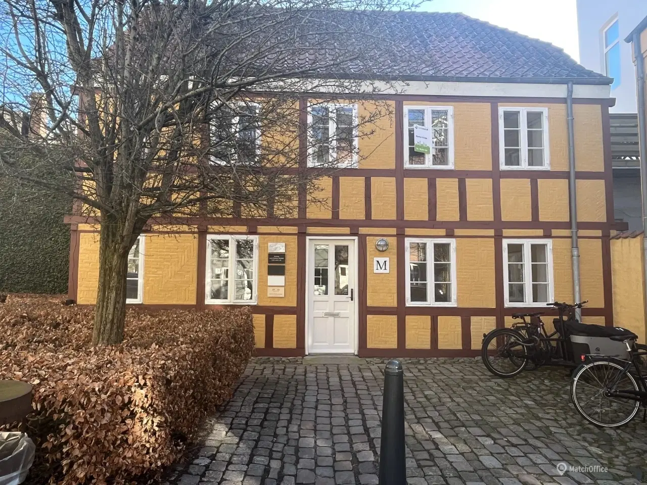 Billede 1 - Kontorfællesskab 2-4 rum med mulighed for p-plads i hyggelig baggård i Aarhus C