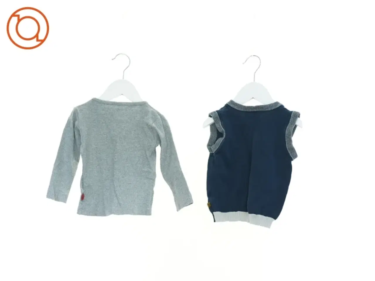 Billede 1 - Bluse (2 stk.) fra Pomp de Lux (str. 86 cm)