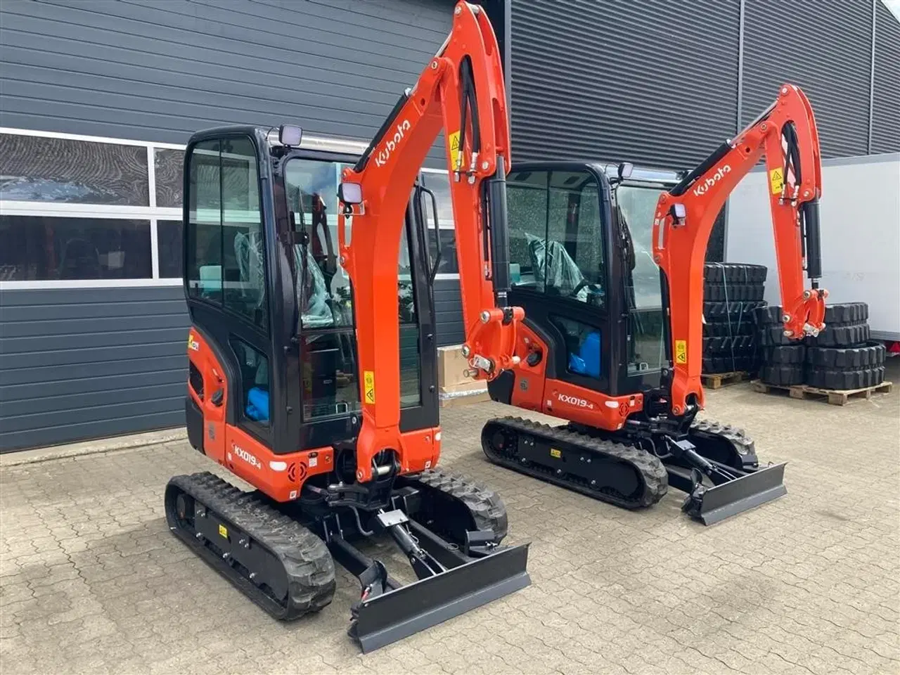 Billede 4 - Kubota KX019-4 kan udstyres med hurtigskift / udstyr efter ønske