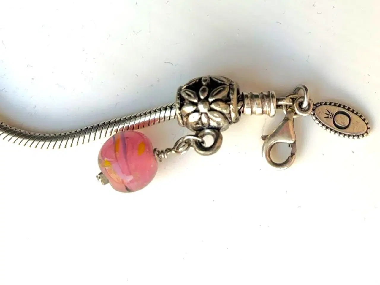 Billede 1 - Håndlavet perlevedhæng til armbånd eller halskæde