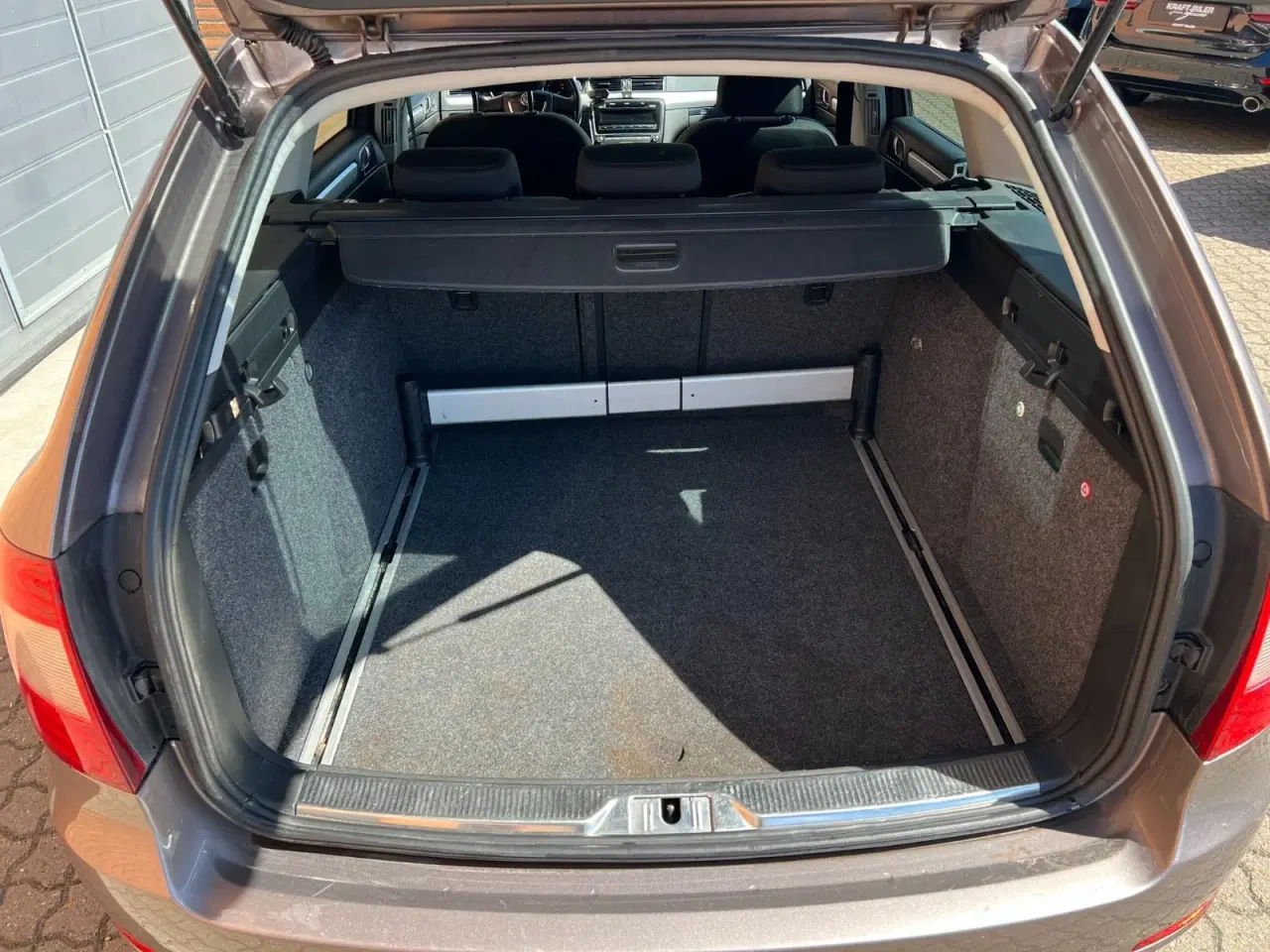 Billede 10 - Skoda Superb 2,0 TDi 140 Elegance Combi DSG