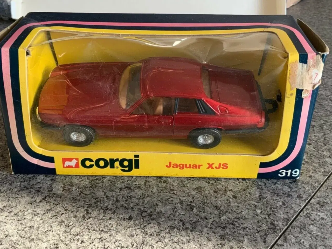 Billede 6 - Corgi Toys No. 319 Jaguar XJS, scale 1:36
