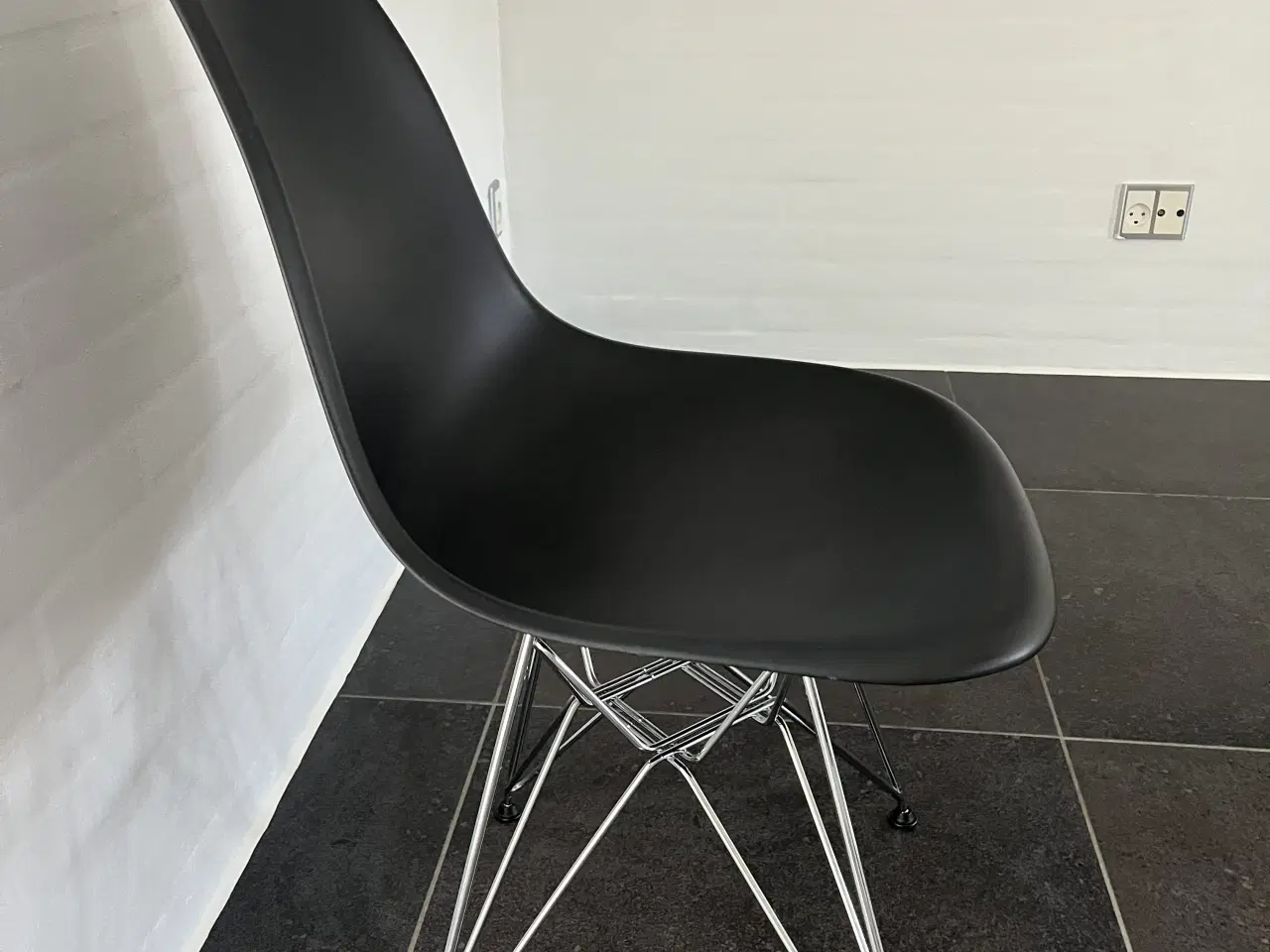 Billede 2 - Eames DSR spisebordsstole