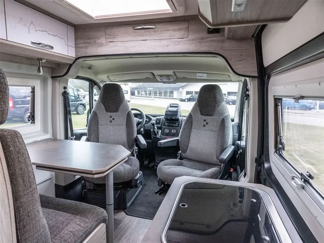 Billede 3 - 2021 - Bravia 599 140 Hk Usædvanlig høj kvalitet og et flot design fyldt med ekstraudstyr