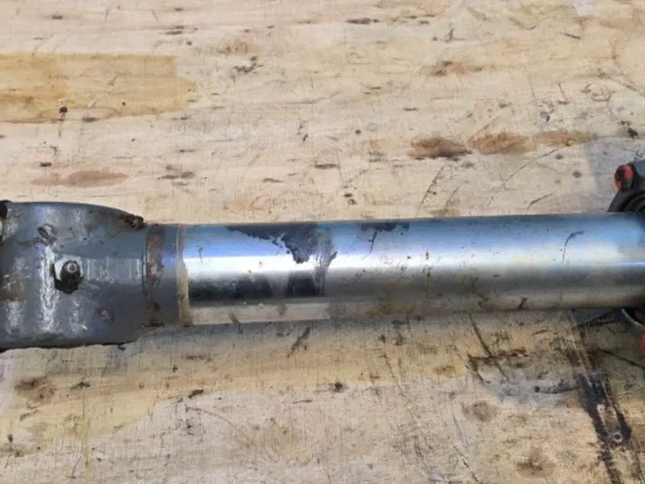 Billede 8 - New Holland LB115B Cylinder 87315529