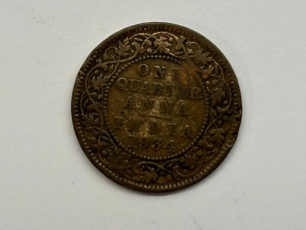 Billede 1 - One Quarter Anna India 1934 - Slidt