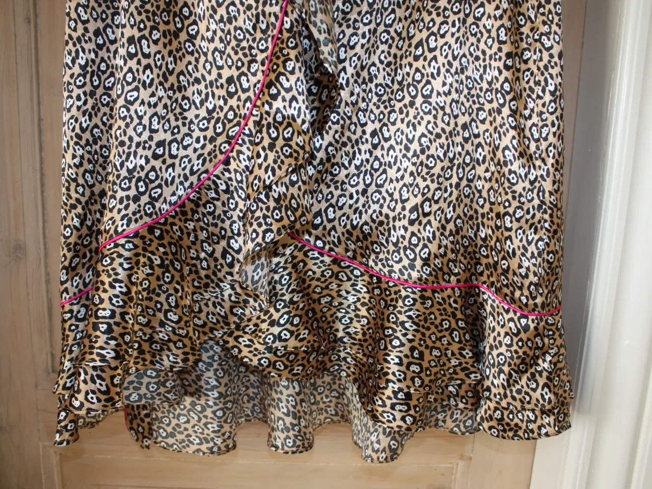 Billede 3 - Beck Söndergaard slå-om One size nederdel leopard