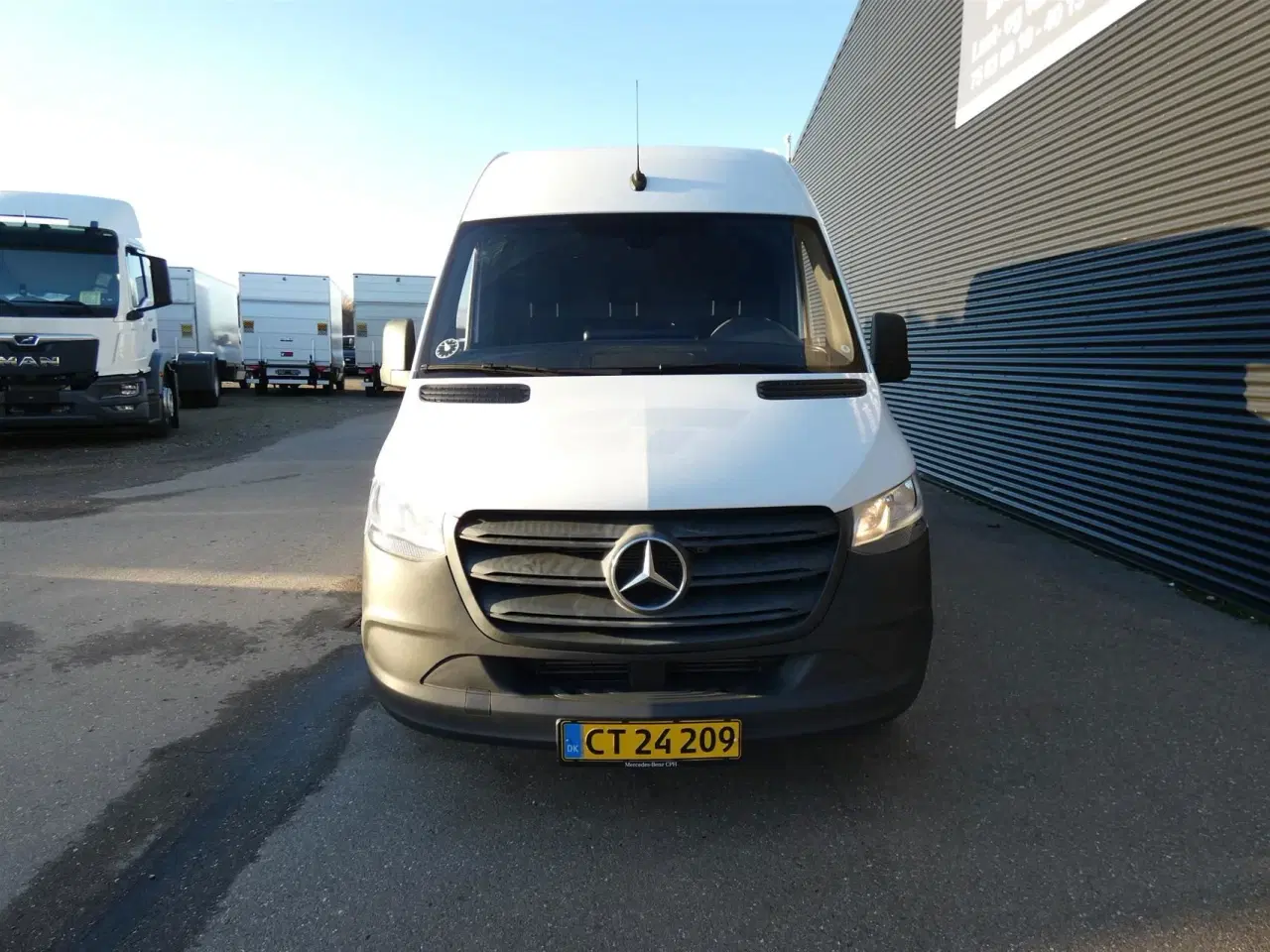 Billede 2 - Mercedes-Benz Sprinter 314 2,1 CDI A2 H2 RWD 7G-Tronic 143HK Van Aut.