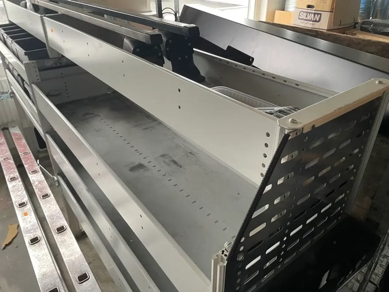 Billede 2 - Varerumsreol