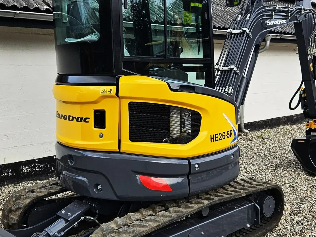 Billede 6 - Eurotrac HE26-SR / fabriksny / Engcon rotortilt / Yanmar motor / skovlsæt