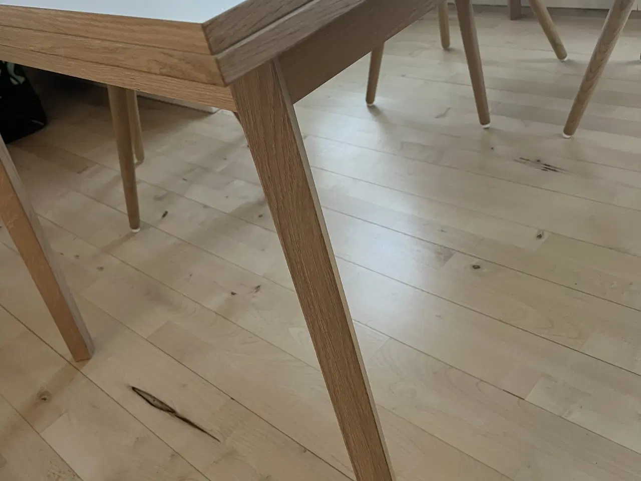 Billede 4 - Flot Spise bord