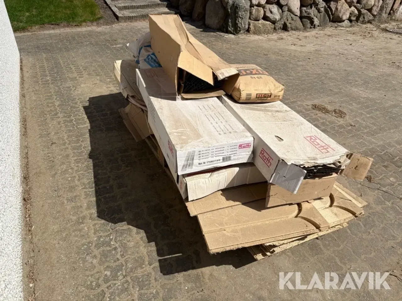 Billede 5 - Blandet parti gulvvarmematerialer varmefordelingsplader og rør
