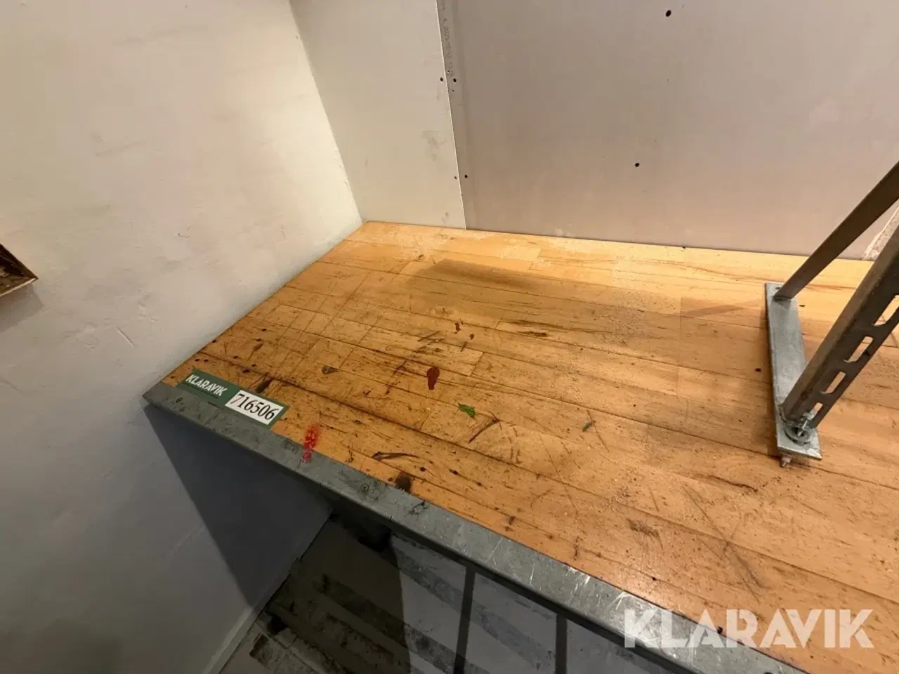 Billede 4 - Arbejdsbord/bænk