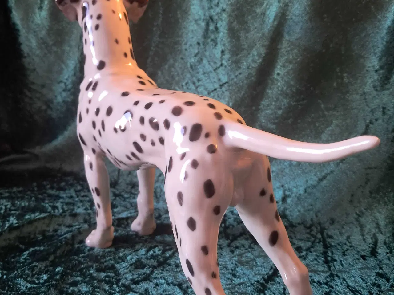 Billede 2 - Byd på Kongelige Porcelæns figurer