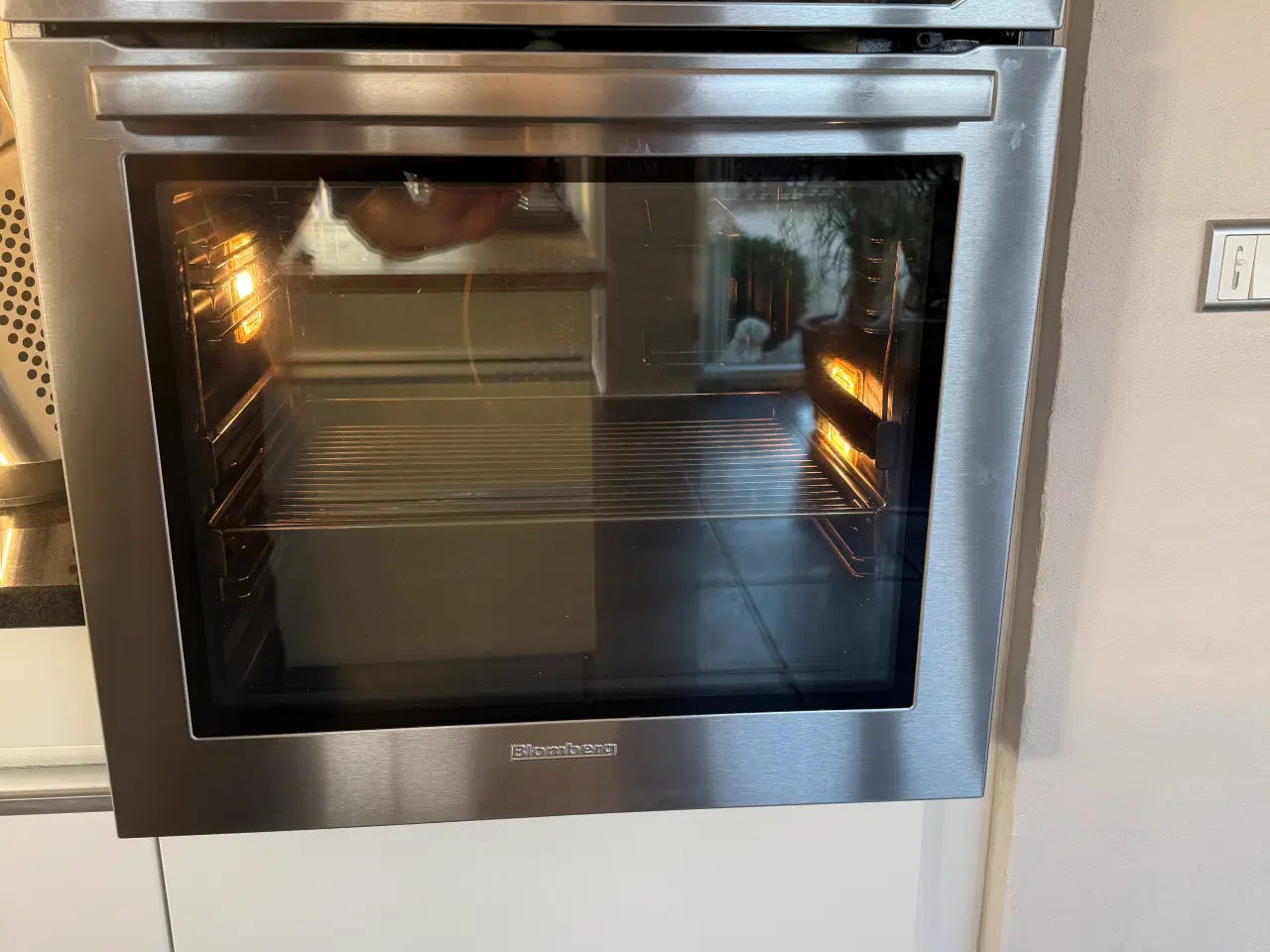 Billede 1 - Blomberg Pyrolyse indbygningdovn 