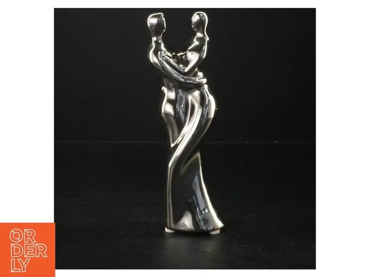 Billede 1 - Figur af dansende par - perfekt julegave til alle der elsker at danse (str. H. 20,5 cm)