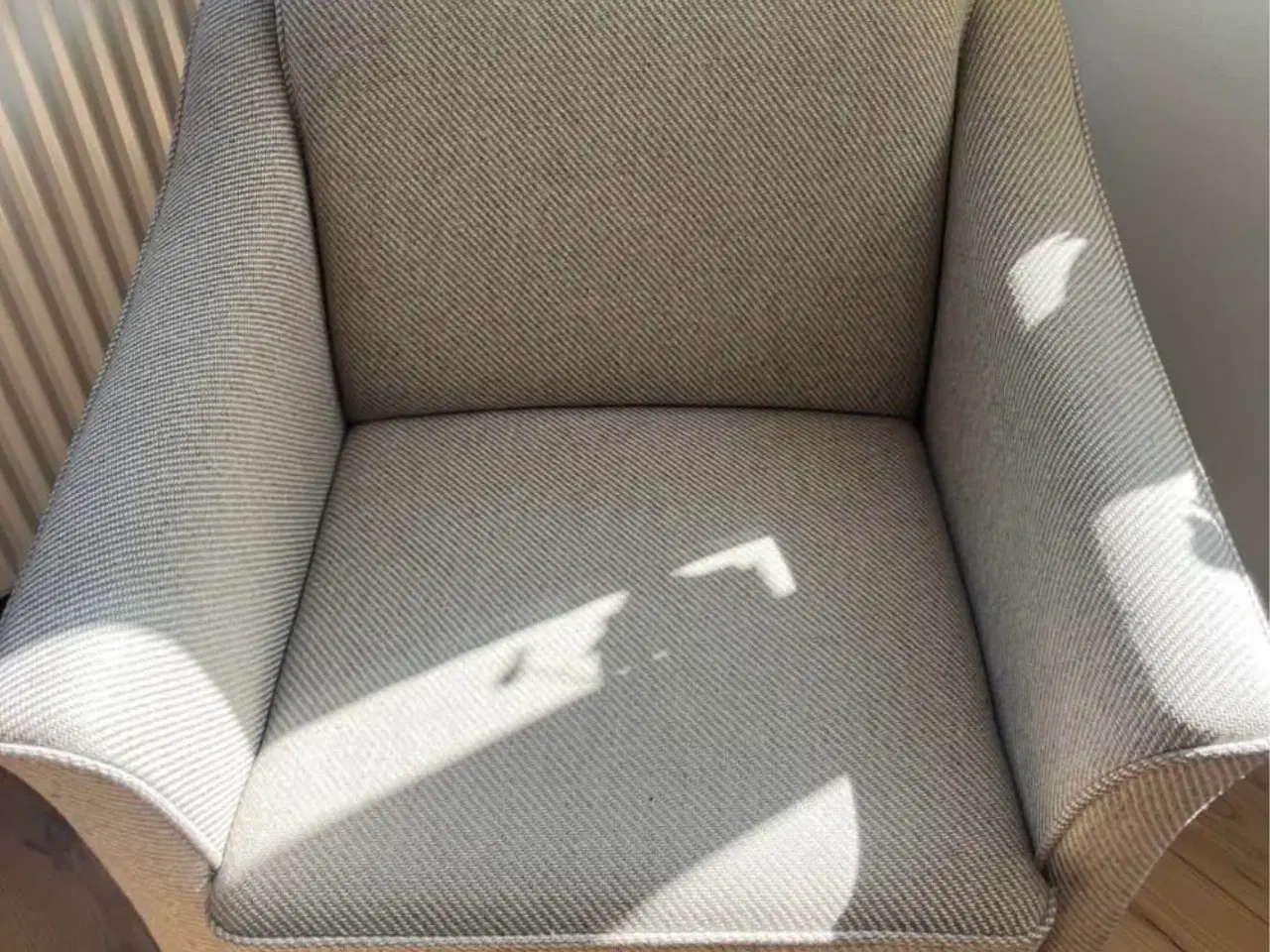 Billede 2 - Sofa i gråt uld stof