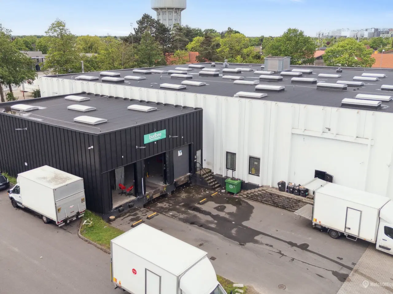 Billede 4 - Højloftet lager med lille kontor og god tilgængelighed