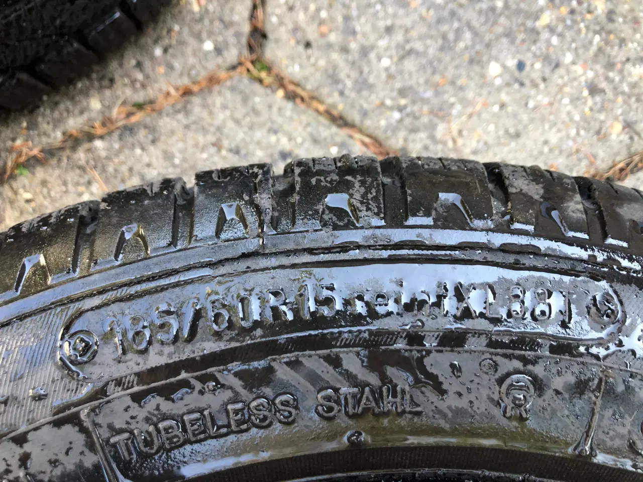 Billede 6 - Vinterdæk og FÆLGE, Fra Sidste Vinter185/60 R15 XL