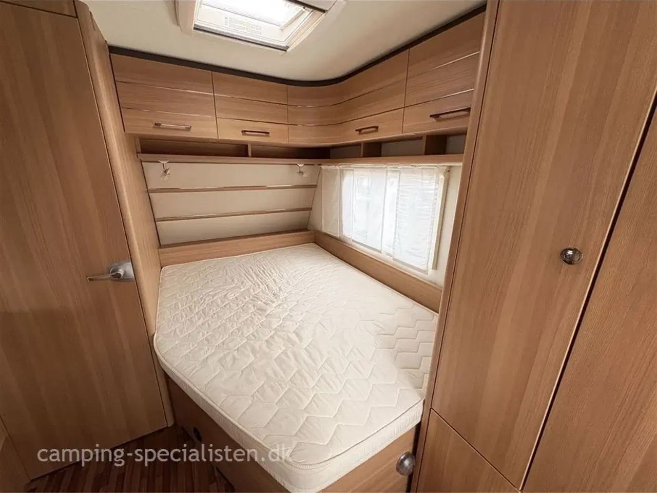 Billede 9 - 2017 - LMC Style 460 D   LMC Style 460 D 2017 - Se den hos Camping-Specialisten.dk