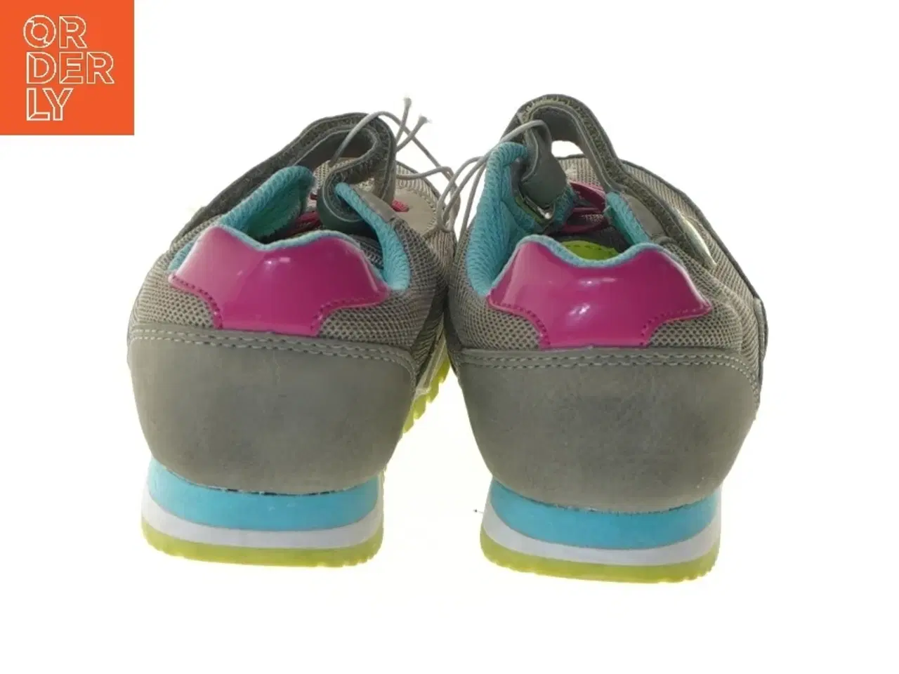 Billede 4 - Børnesko med velcro fra Cat & Jack (str.32 længde 20,5 cm)