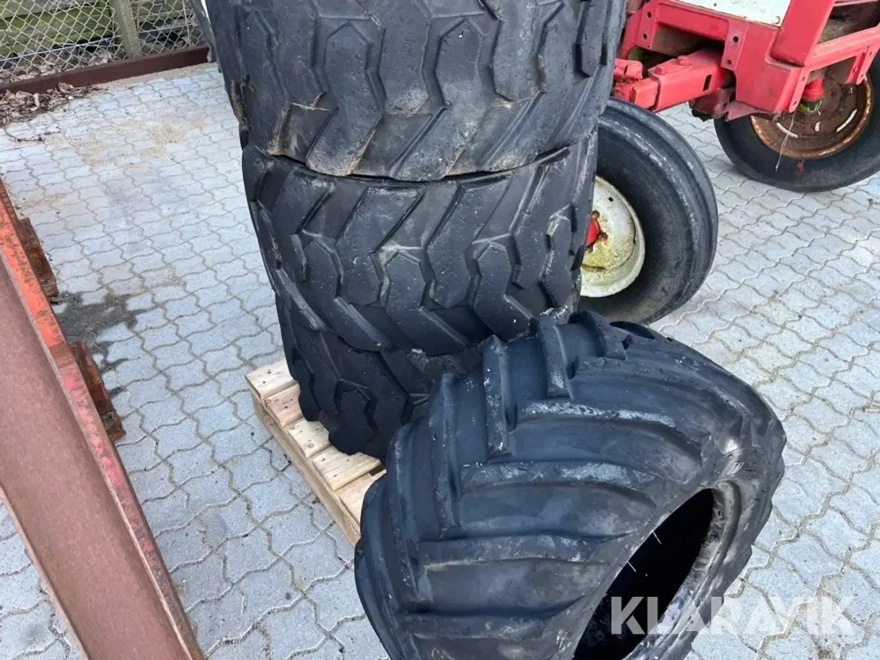 Billede 9 - Dæk til minilæsser Mitas 31x15.5-15