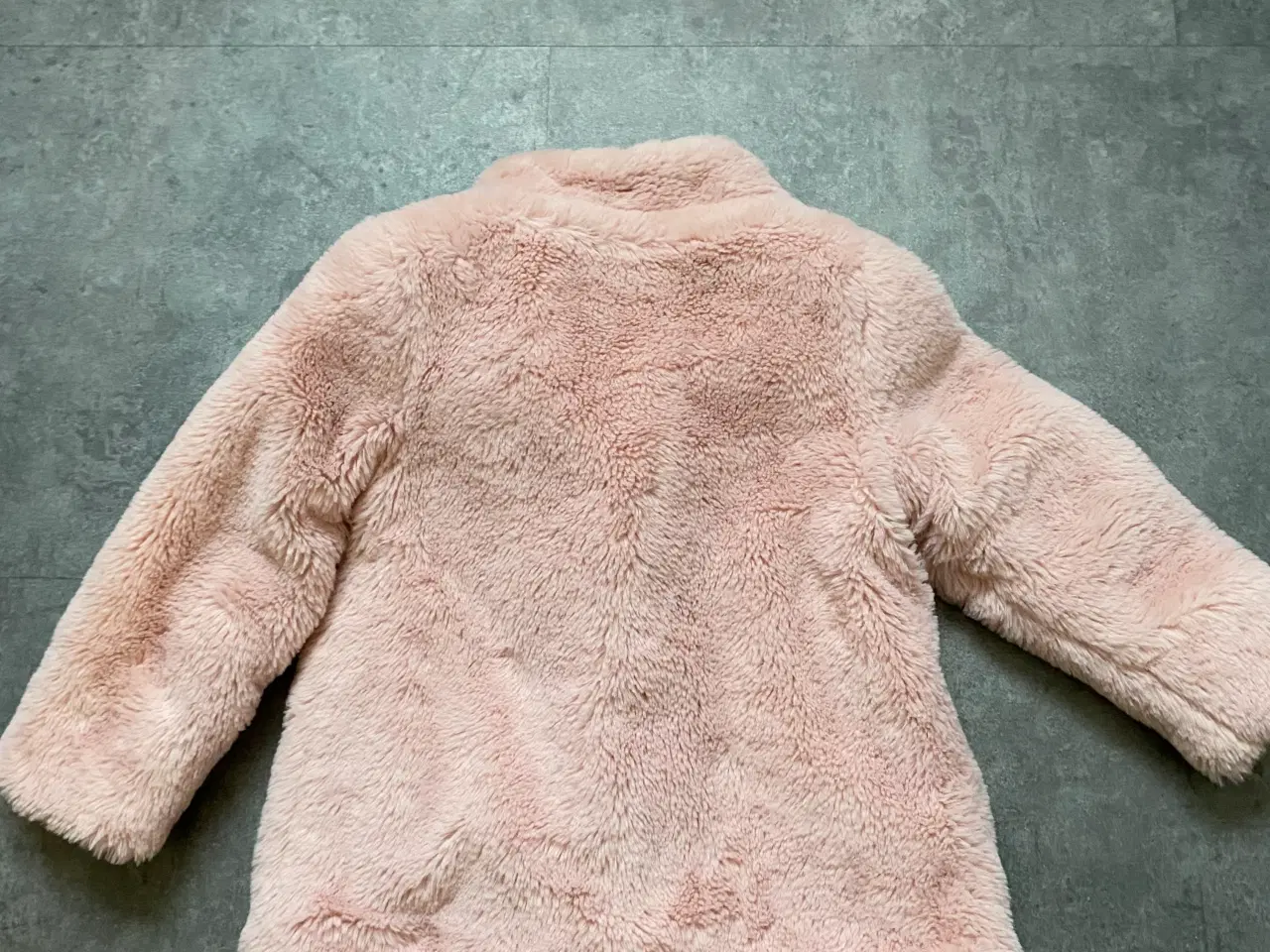 Billede 2 - Jakke til barn