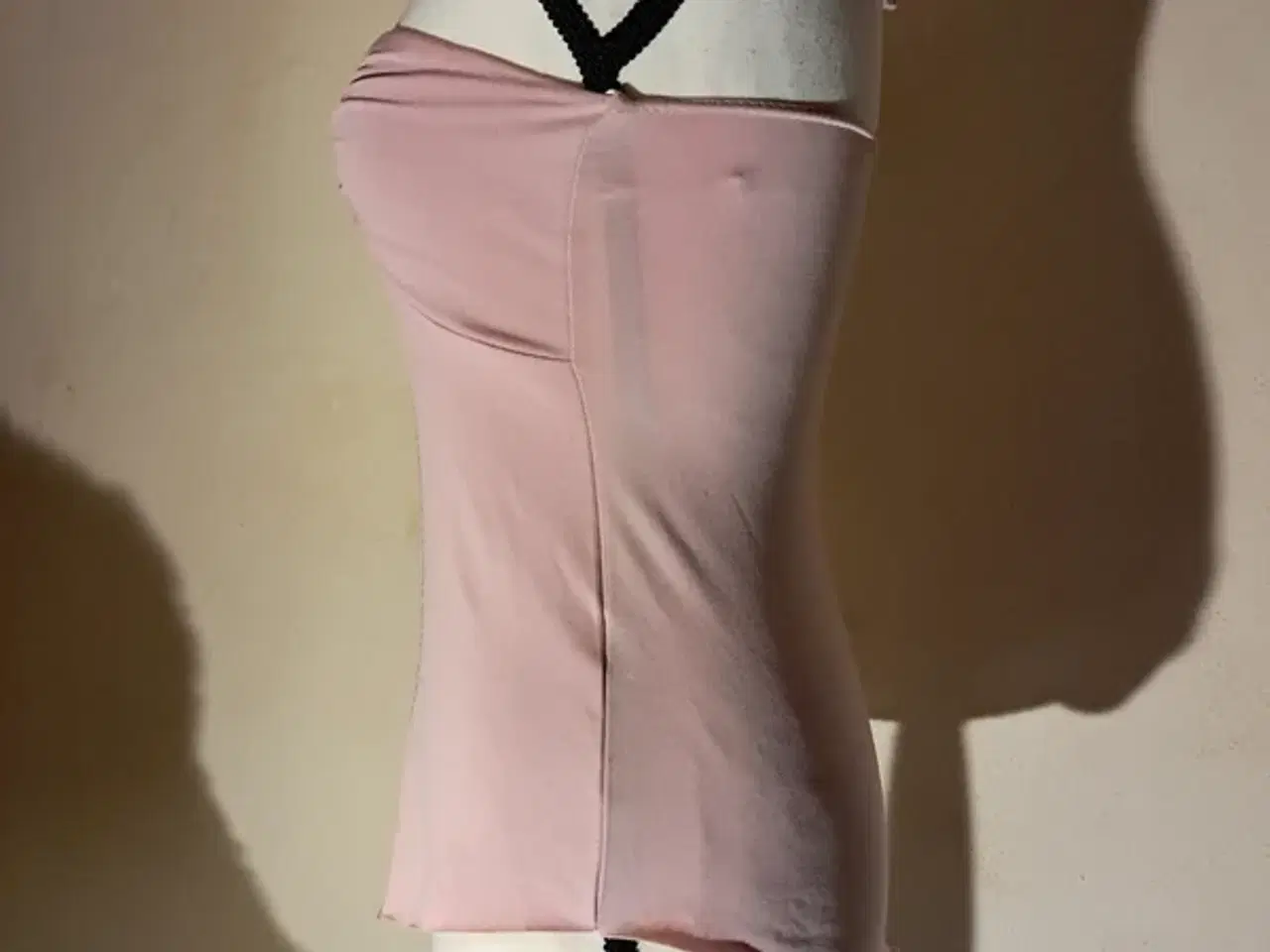 Billede 3 - Halterneck-top