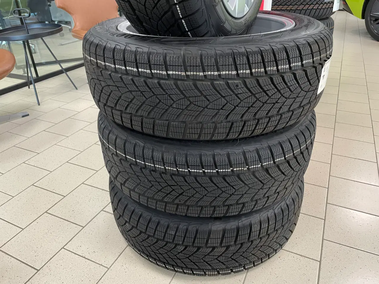 Billede 3 - Fabryksnye 18" VW ID.3 HJUL 215/55r18 Ref.P31 VINTERDÆK