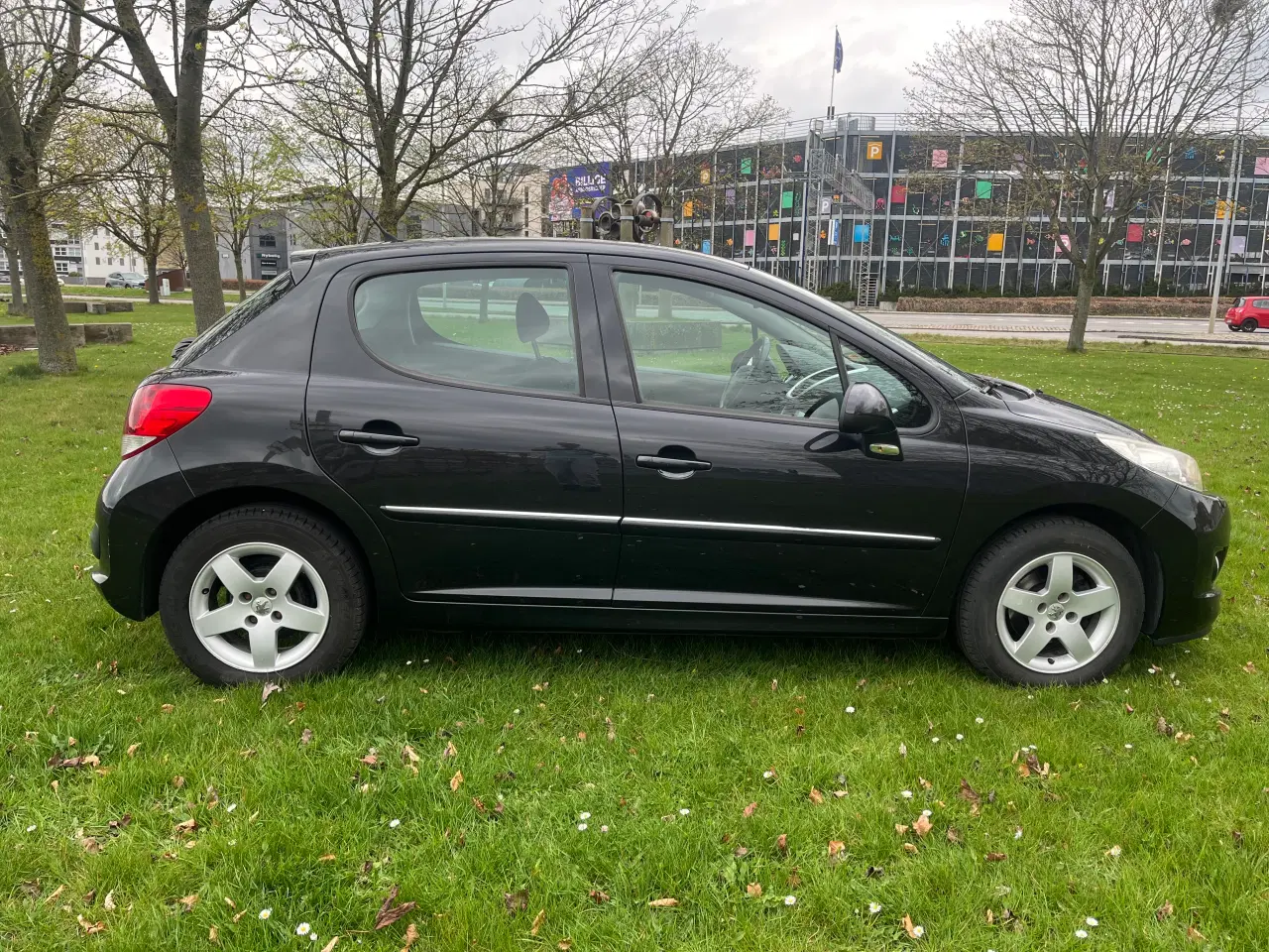Billede 5 - Nysynet Peugeot 207 1.6 Hdi med 92 HK 2011