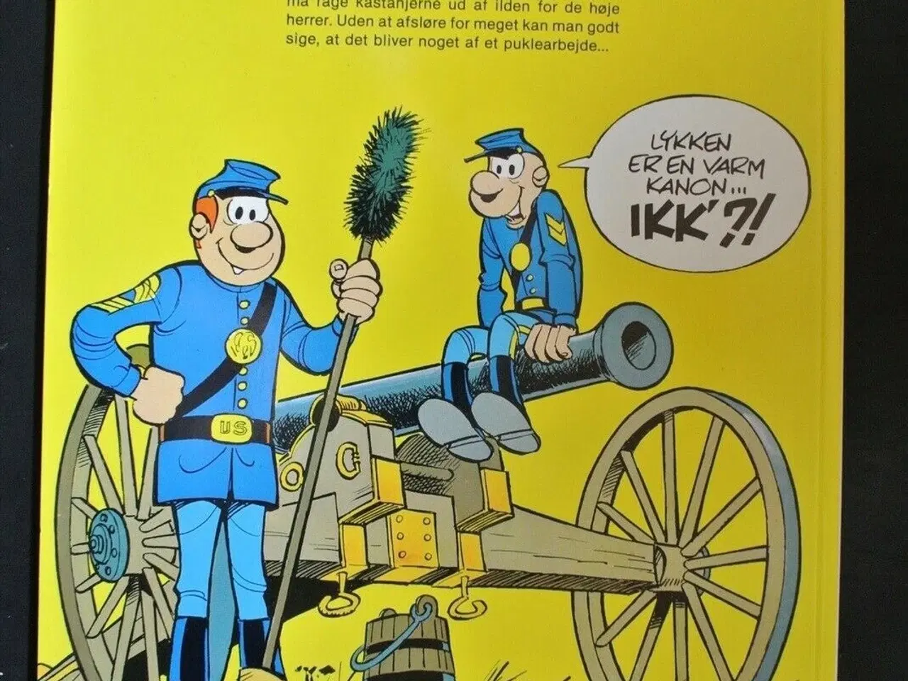 Billede 2 - blåfrakkerne 17. de blå får på puklen, Af cauvin o
