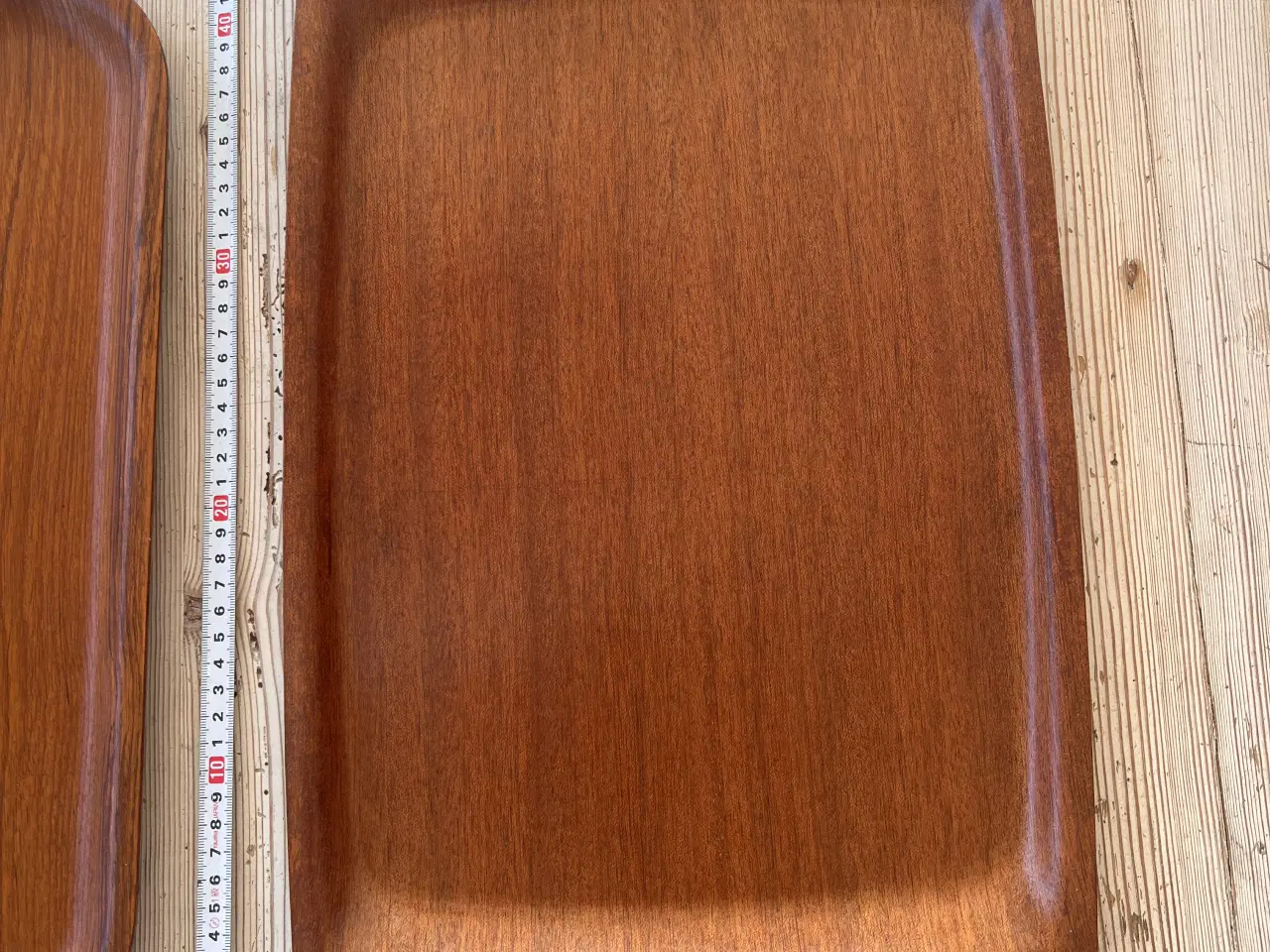 Billede 2 - 2 vintage danske serveringsbakker i teak.