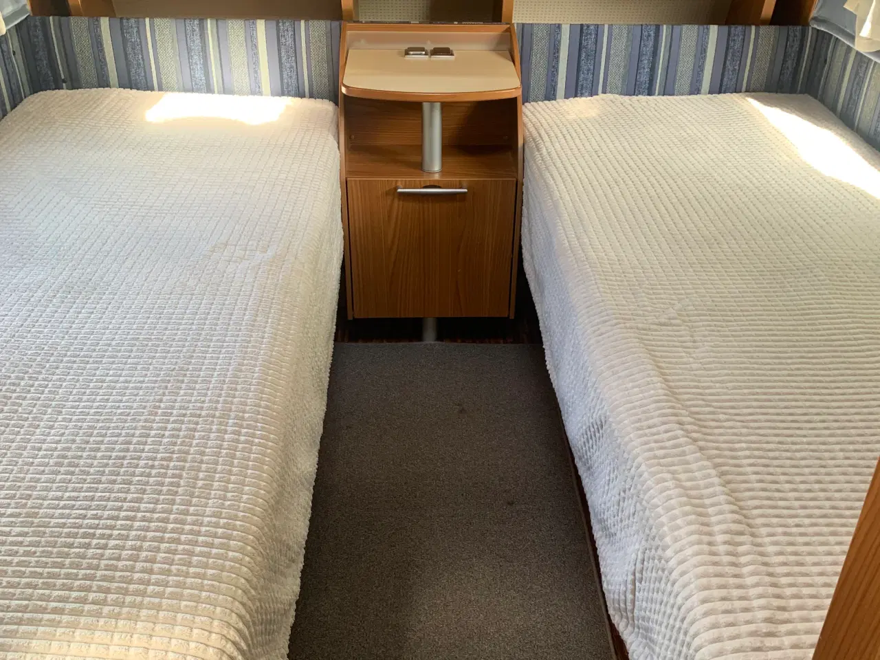 Billede 3 - Campingvogn Hymer Nova-SL