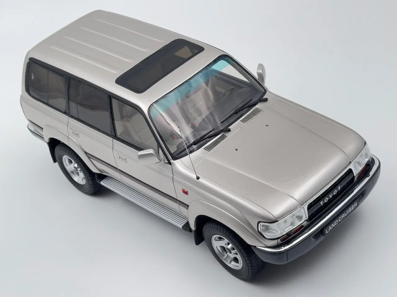 Billede 4 - 1992 Toyota Land Cruiser HDJ80  1:18 