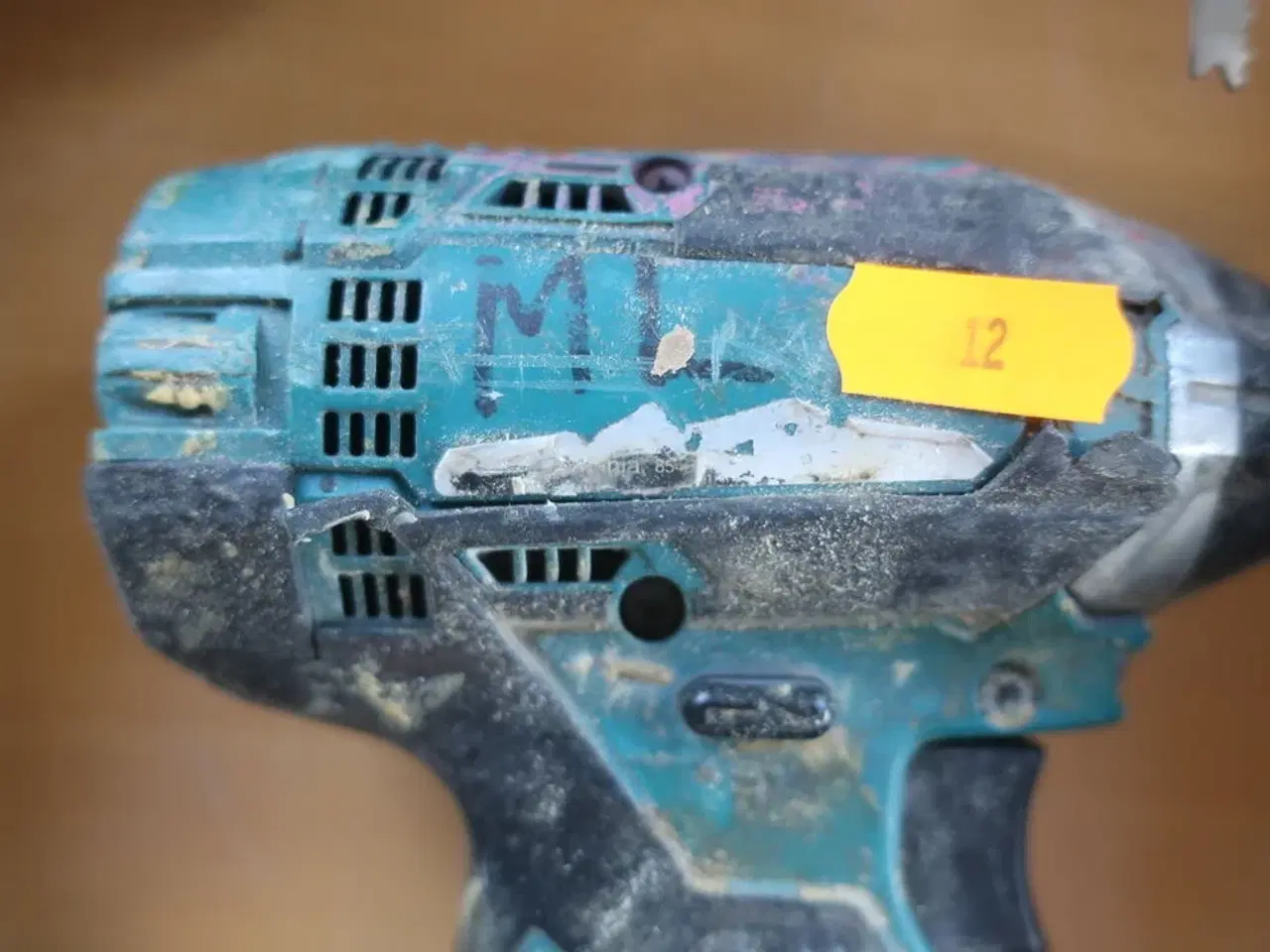 Billede 5 - Akkuværktøj MAKITA stiksav, nøgler m.v. inkl. lader og ét batteri