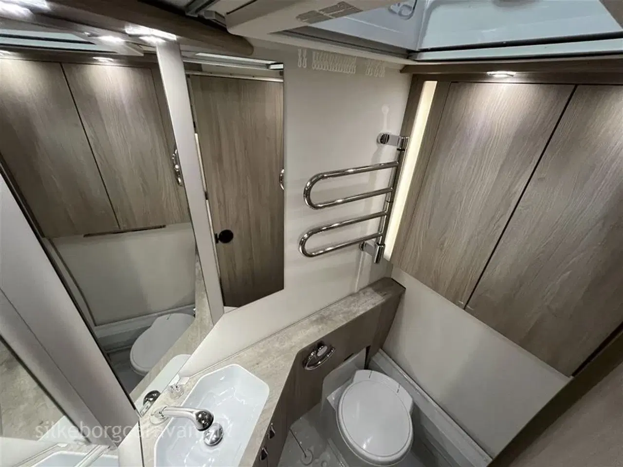 Billede 12 - 2023 - Kabe Smaragd 520 XL KS Queen Selction