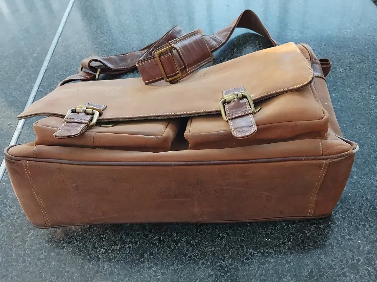 Billede 2 - Skuldertaske i læder